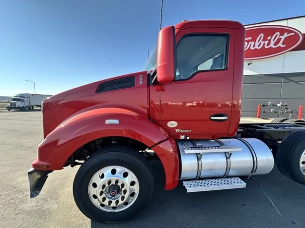 2017 Kenworth T880 in Boise, ID — photo 11