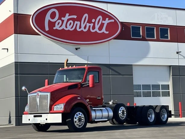 2017 Kenworth T880