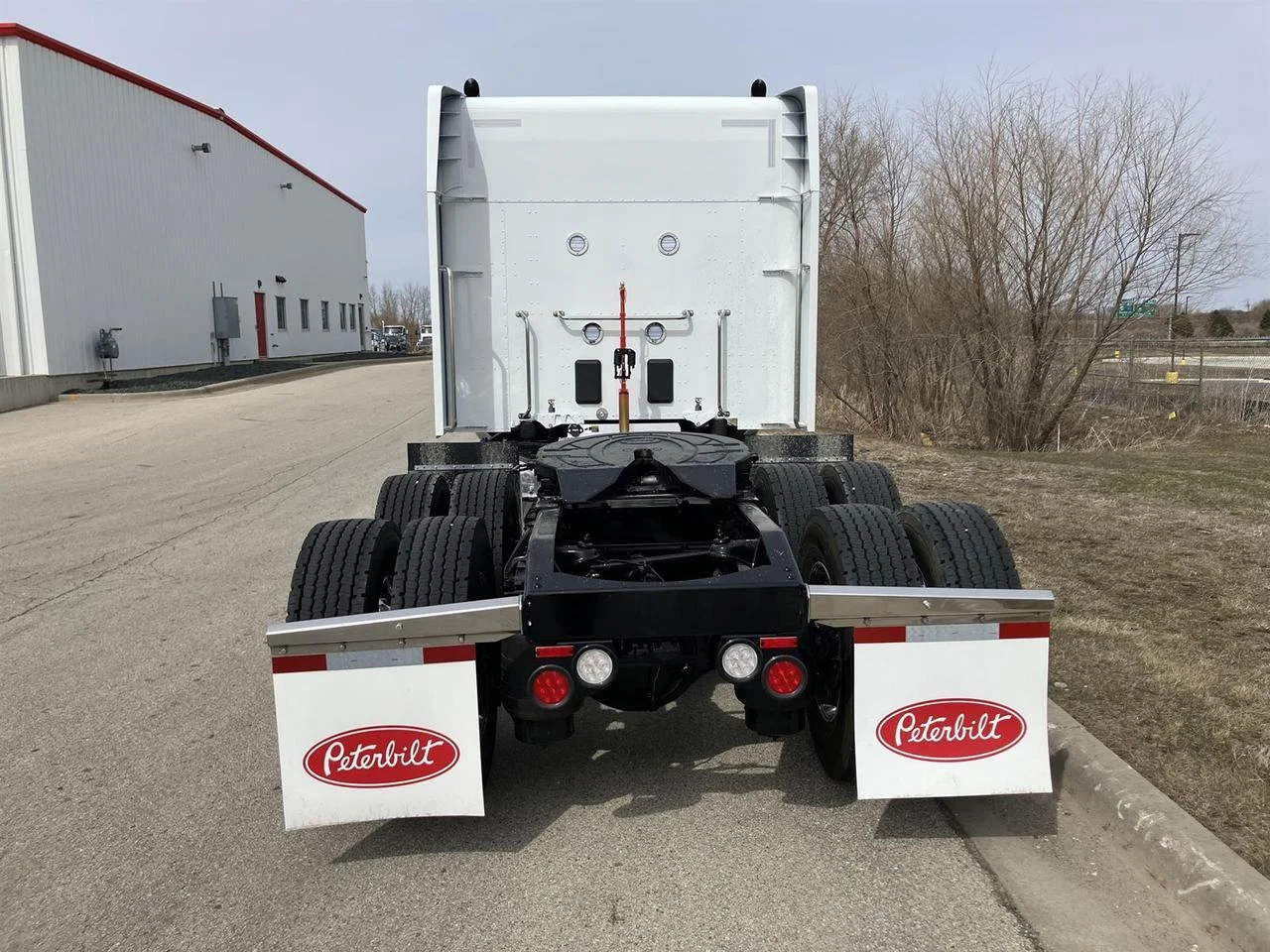 2027 Peterbilt 589 in Rochester, MN — photo 5