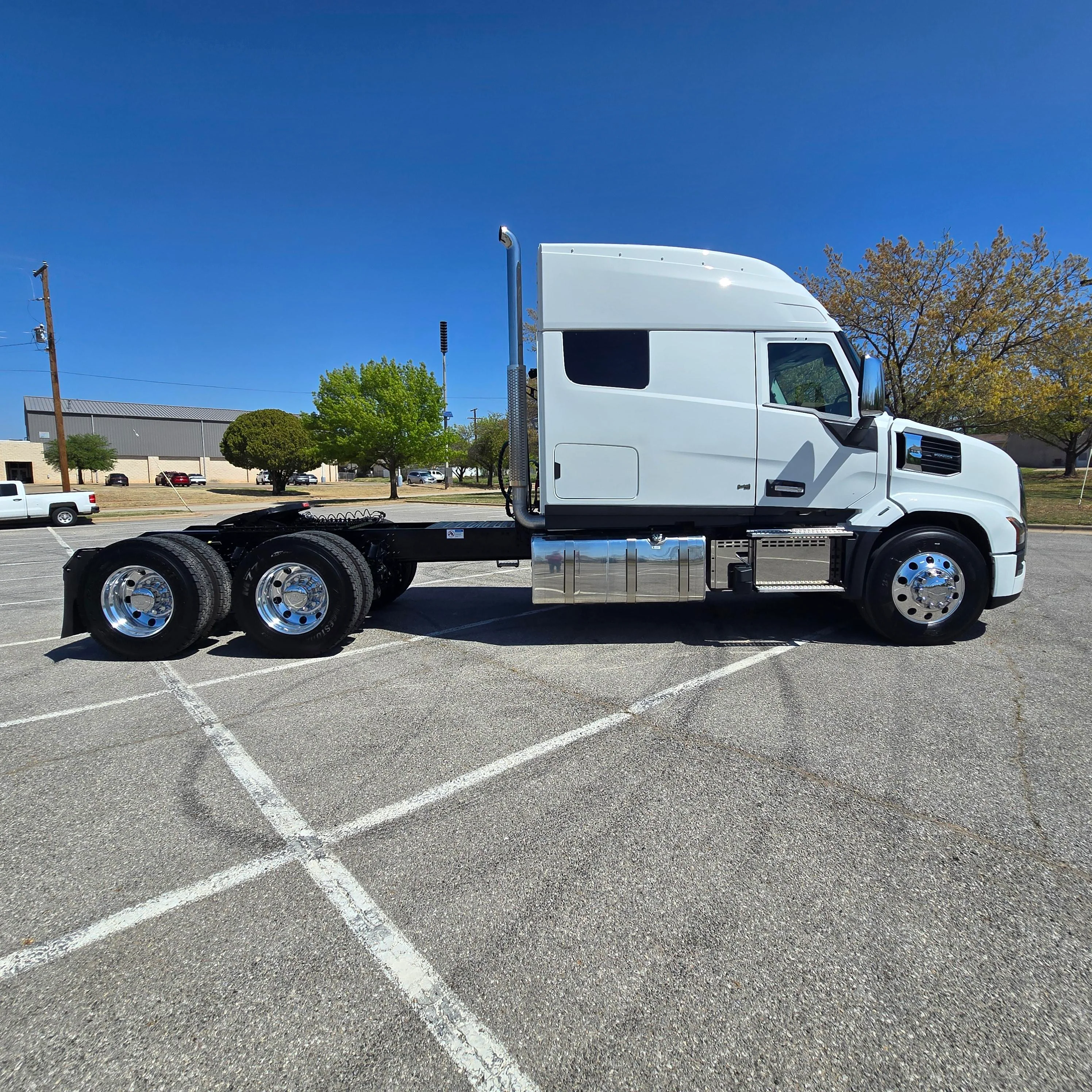 2027 Mack in Wichita Falls, TX — photo 4