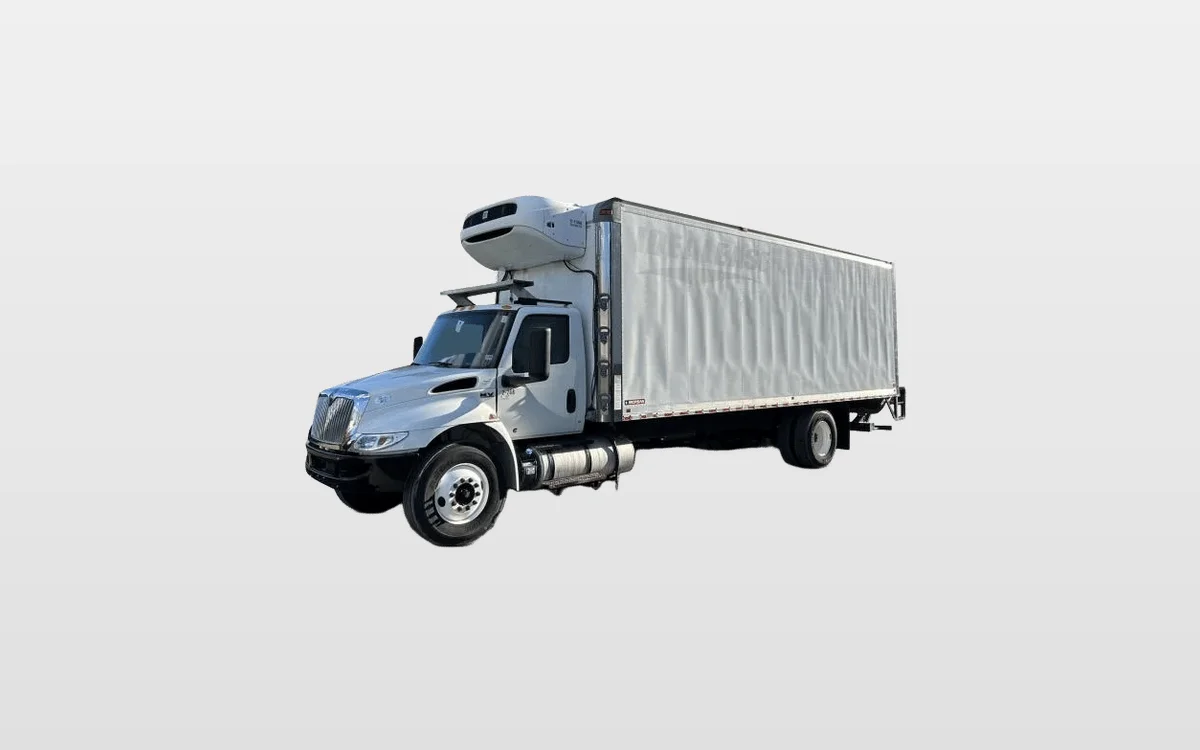 2022 International MV - image 1