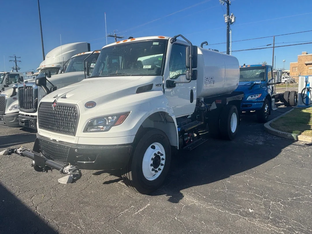 2025 International MV - image 13