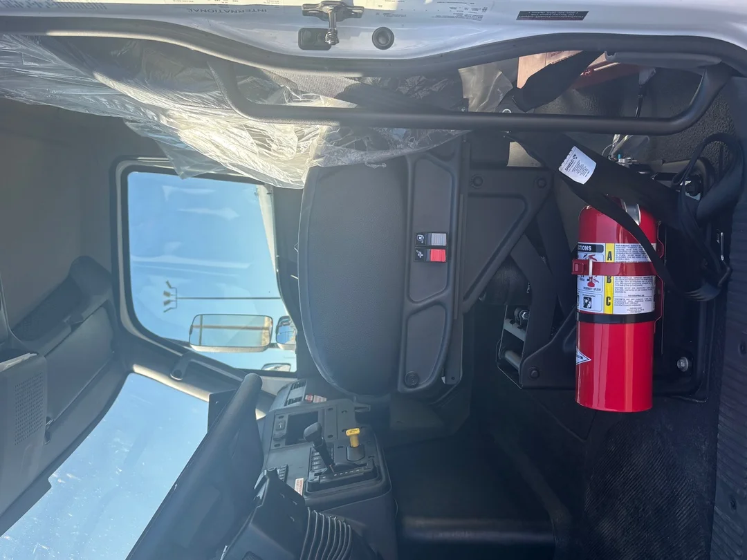 2025 International MV - image 10