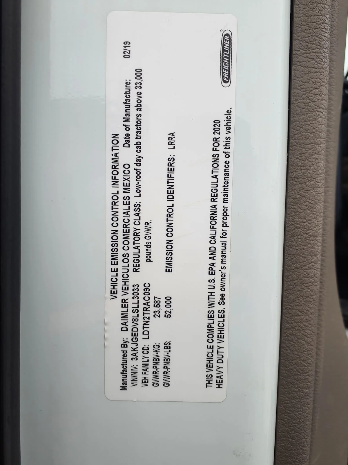 2020 Freightliner Cascadia in Oak Creek, WI — photo 11