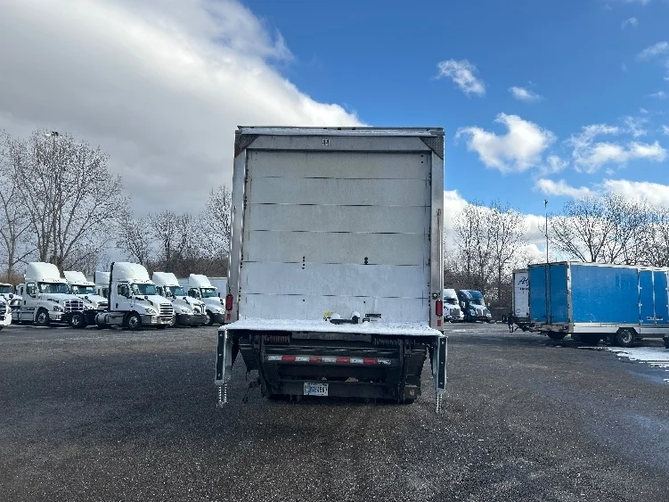 2019 Freightliner M2 112 in Akron, OH — photo 7