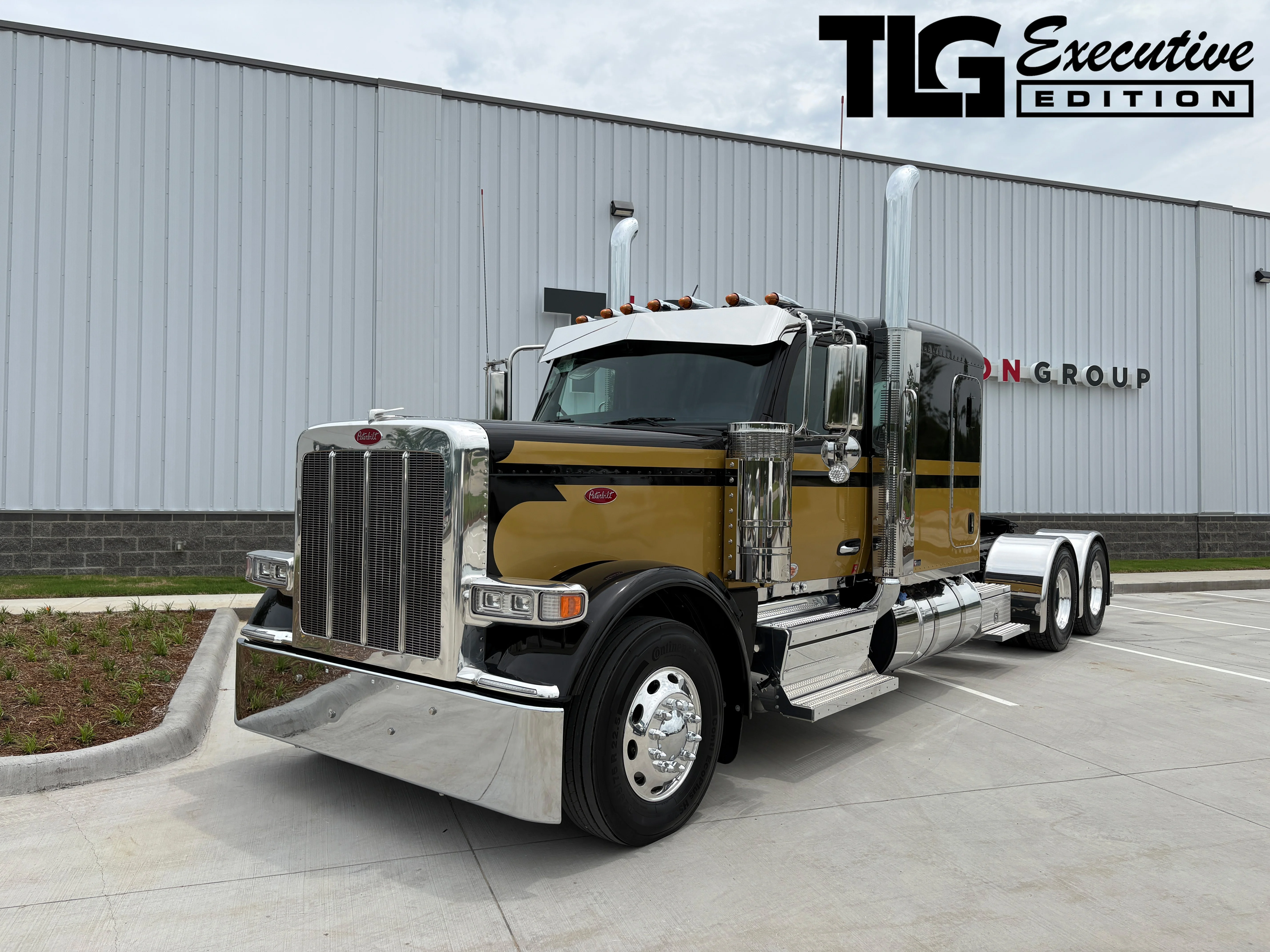 2027 Peterbilt 589 in O'fallon, MO
