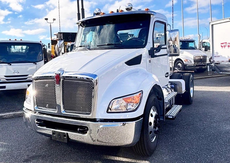 2025 Kenworth T380