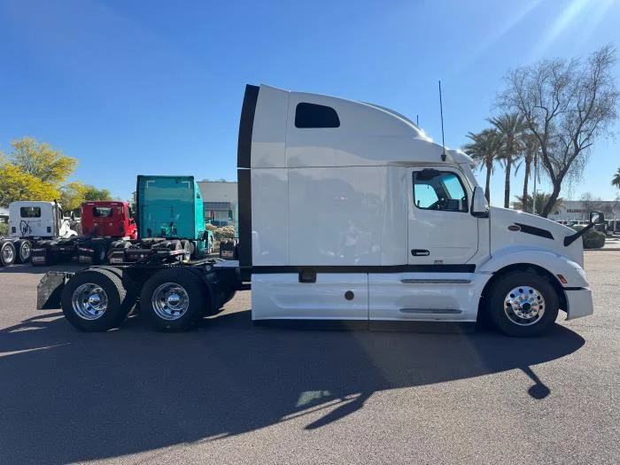 2024 Peterbilt 579 — photo 8