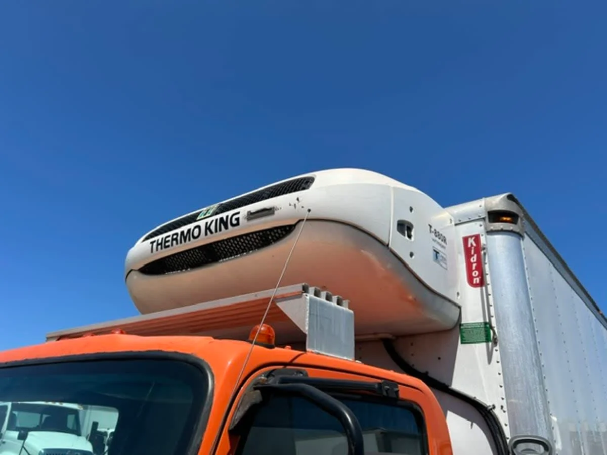 2020 Isuzu NQR in Farmingdale, NY — photo 7