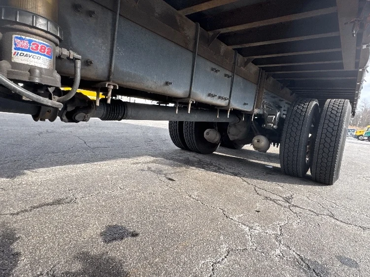 2020 Volvo VHD 300 in Parsippany, NJ — photo 5