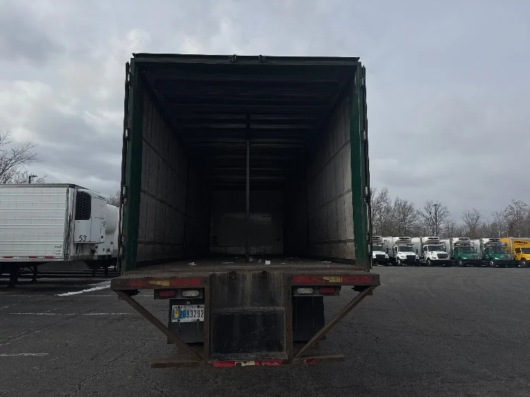 2020 Volvo VHD 300 in Parsippany, NJ — photo 8
