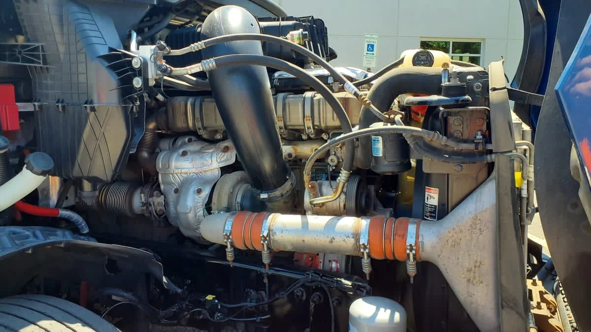 2020 Freightliner Cascadia in Bolingbrook, IL — photo 10