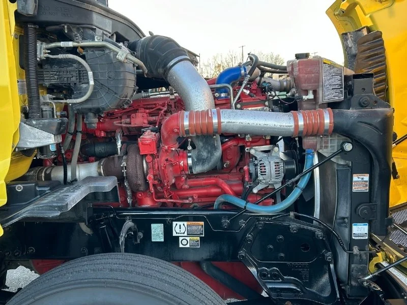 2021 Peterbilt 579 in Knoxville, TN — photo 7