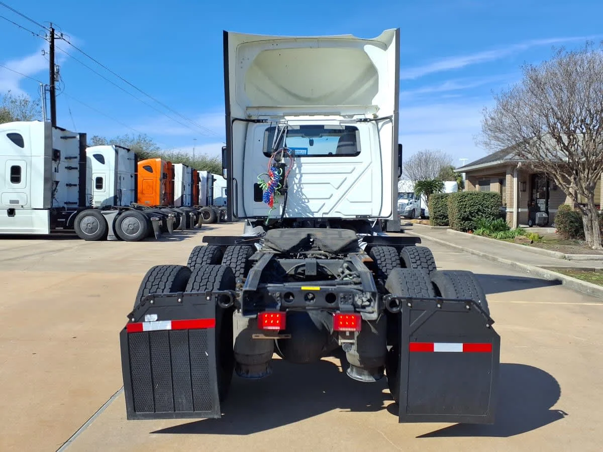 2020 International RH - image 5