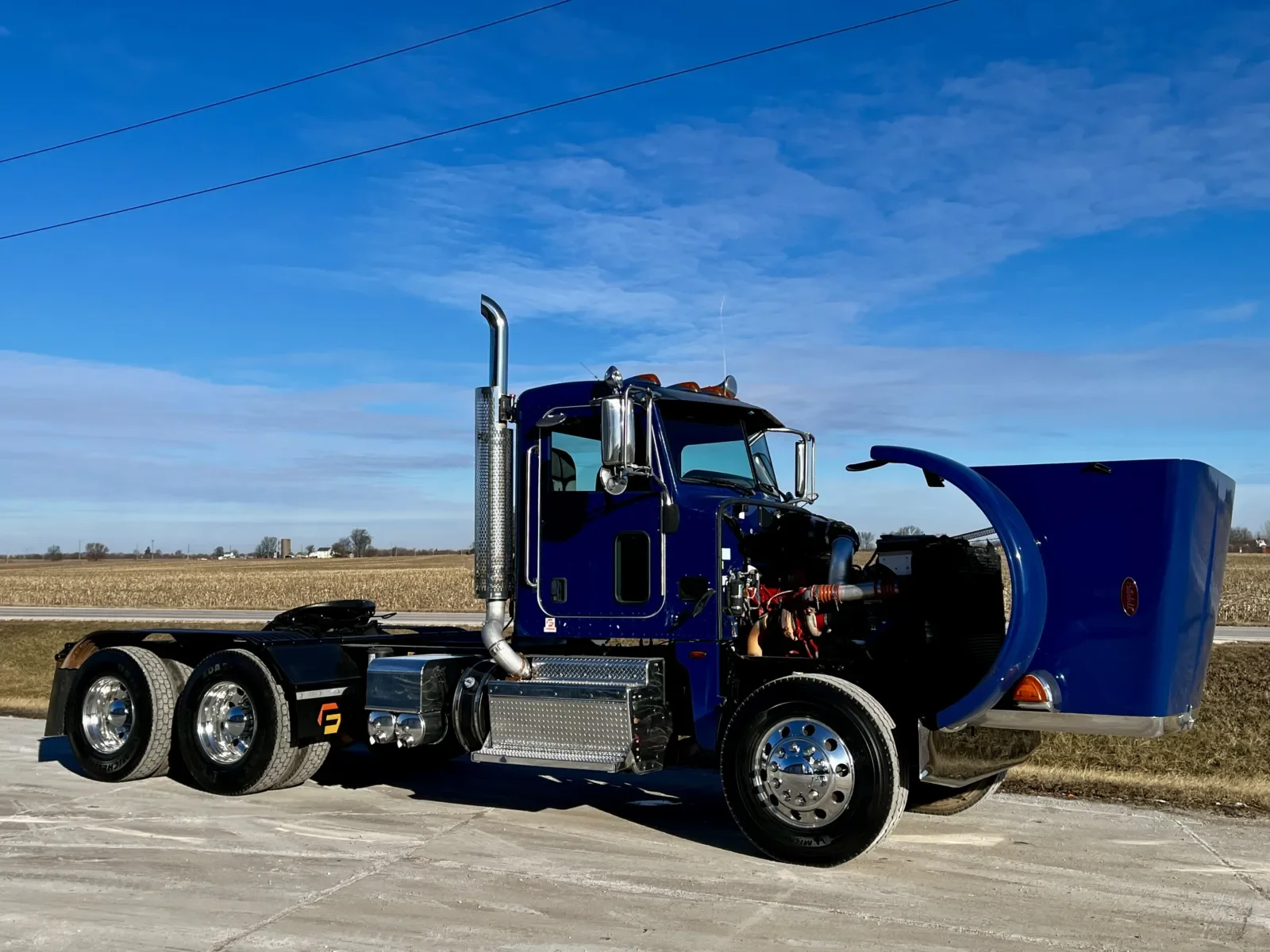 2015 Peterbilt 365 - image 9