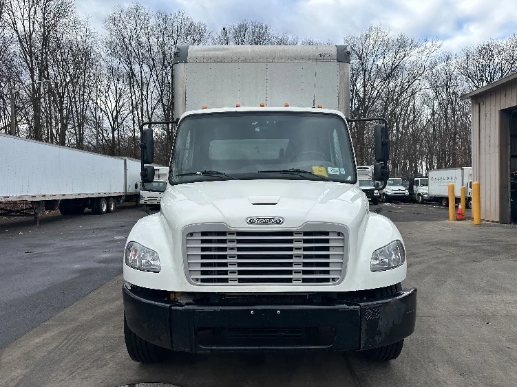 2023 Freightliner M2 106 - image 2