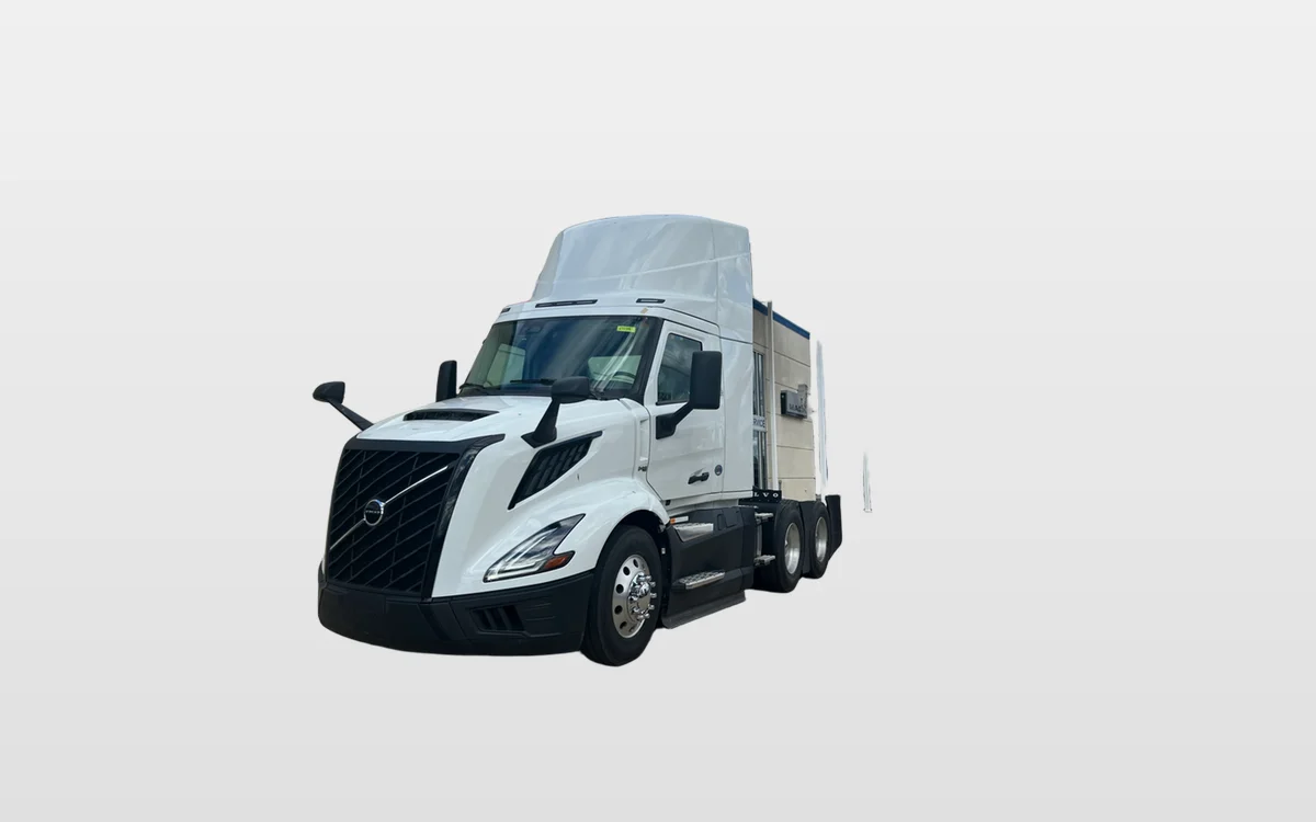 2025 Volvo - image 1