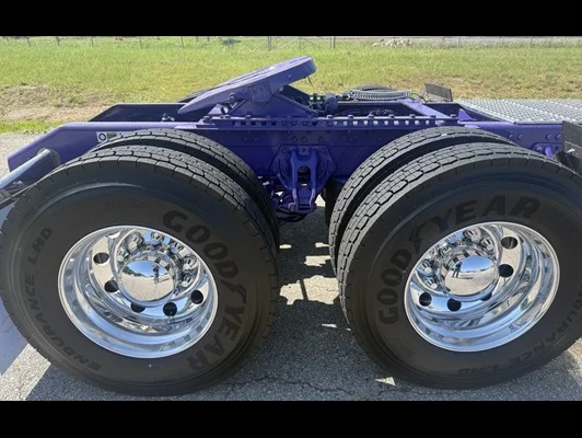 2027 Kenworth W900 in Van Buren, AR — photo 4