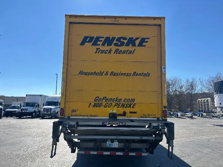 2020 Freightliner M2 106 - image 7