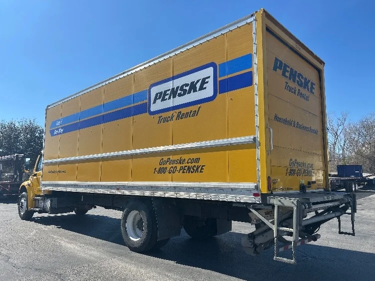 2020 Freightliner M2 106 - image 6