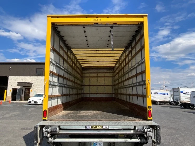 2020 Freightliner M2 106 - image 8