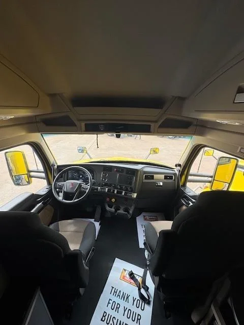 2023 Kenworth T680 - image 25