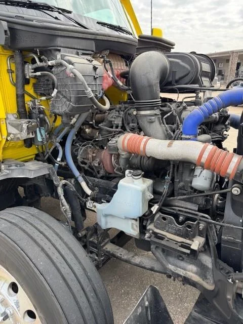 2023 Kenworth T680 - image 14