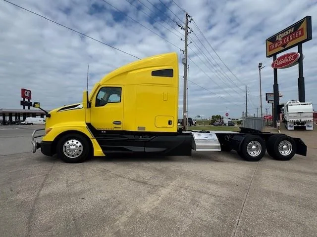 2023 Kenworth T680 - image 5