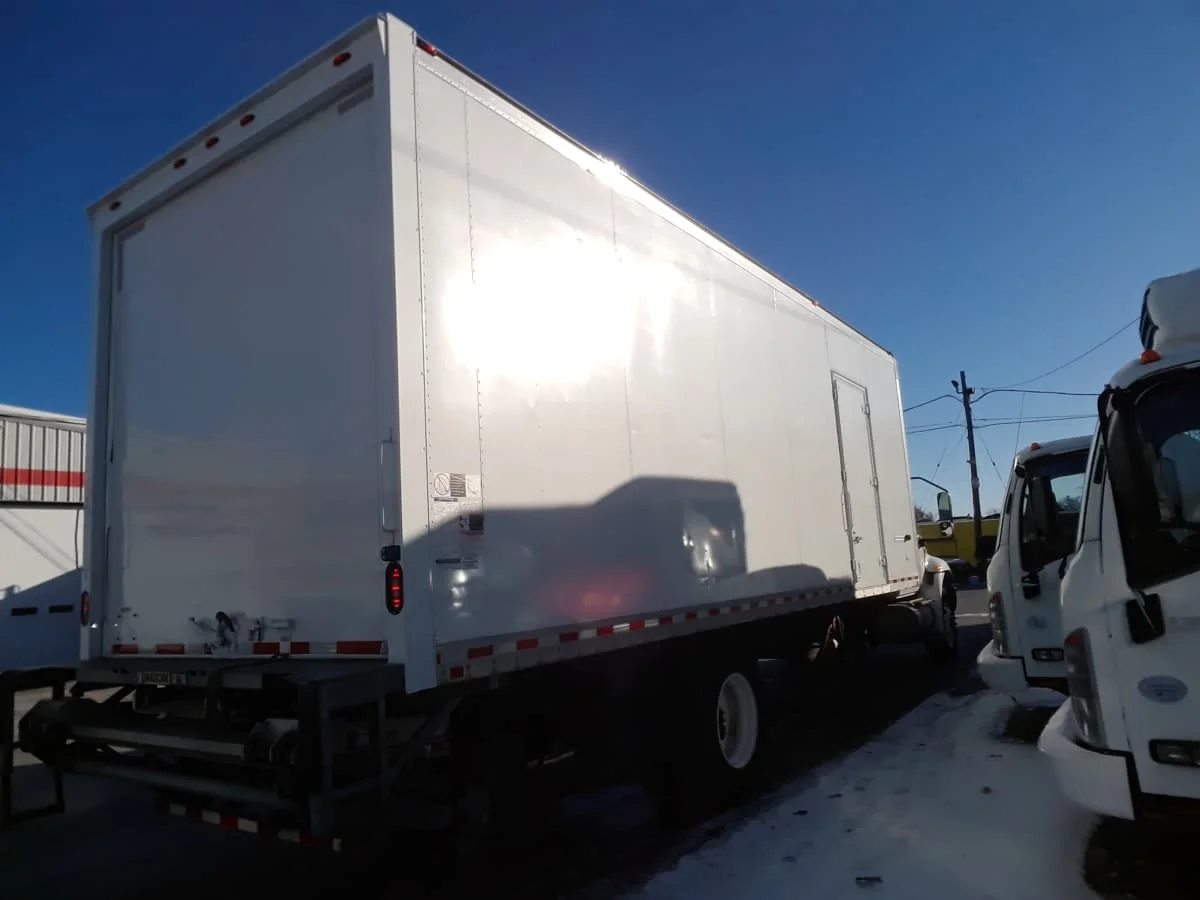 2019 International MV - image 4