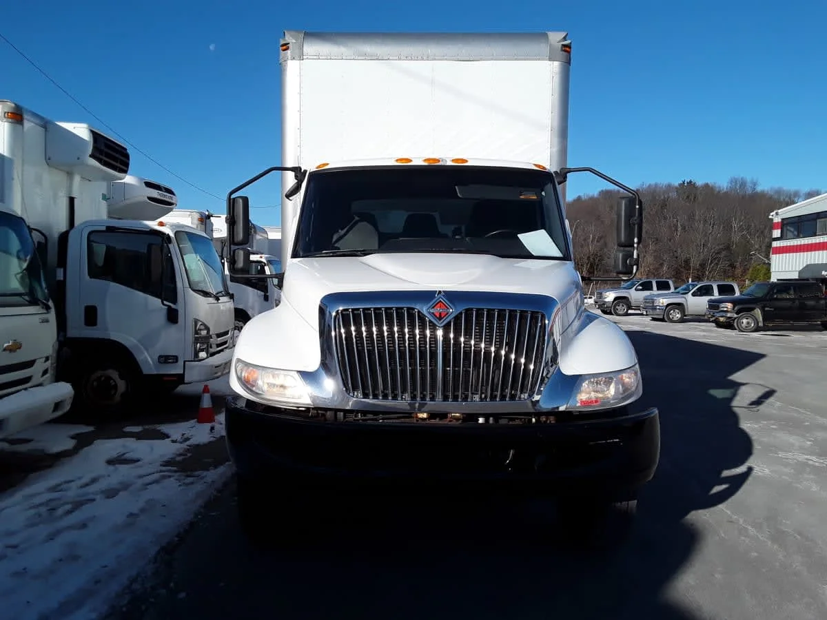 2019 International MV - image 2