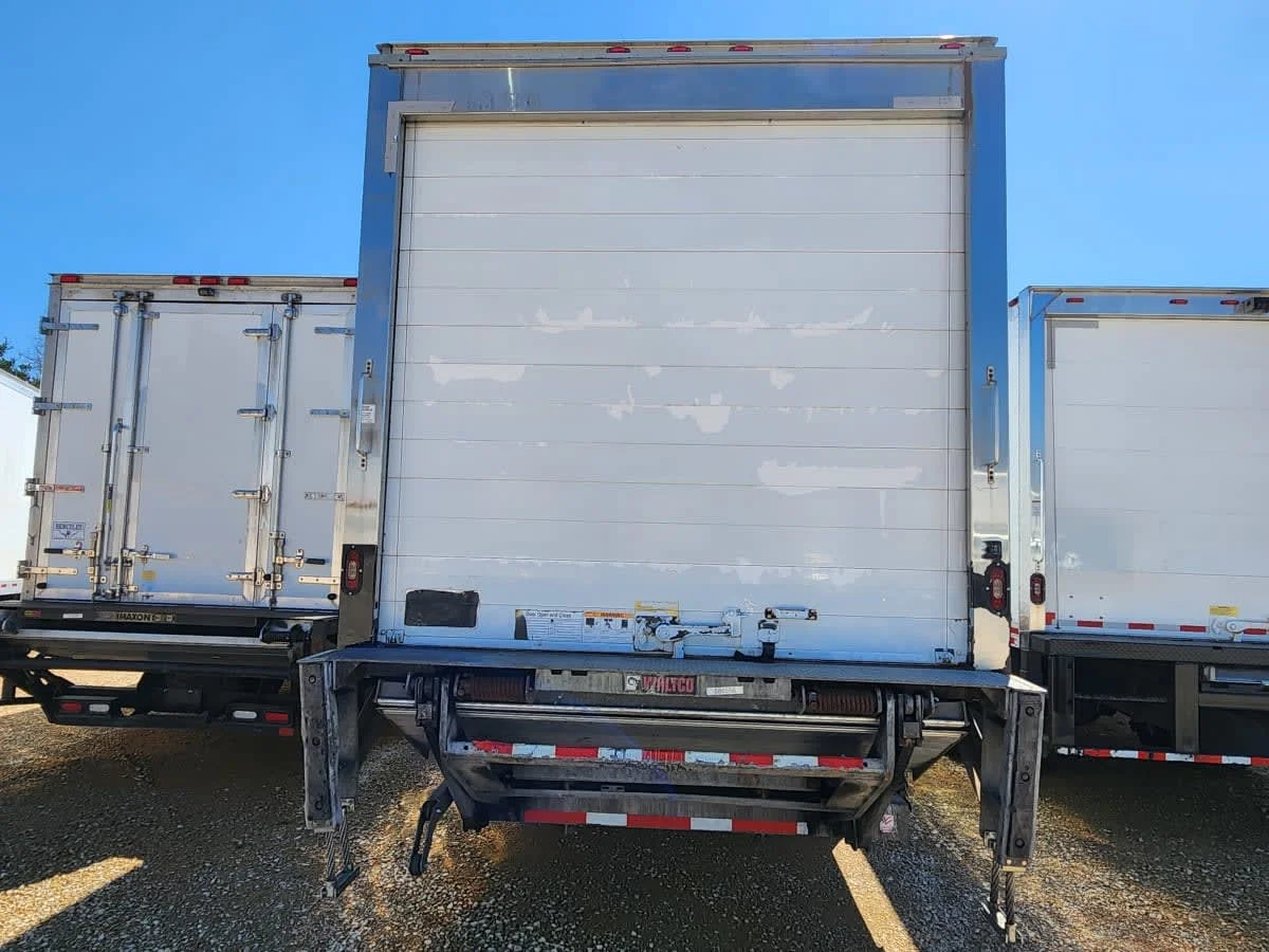 2018 International 4300 - image 5