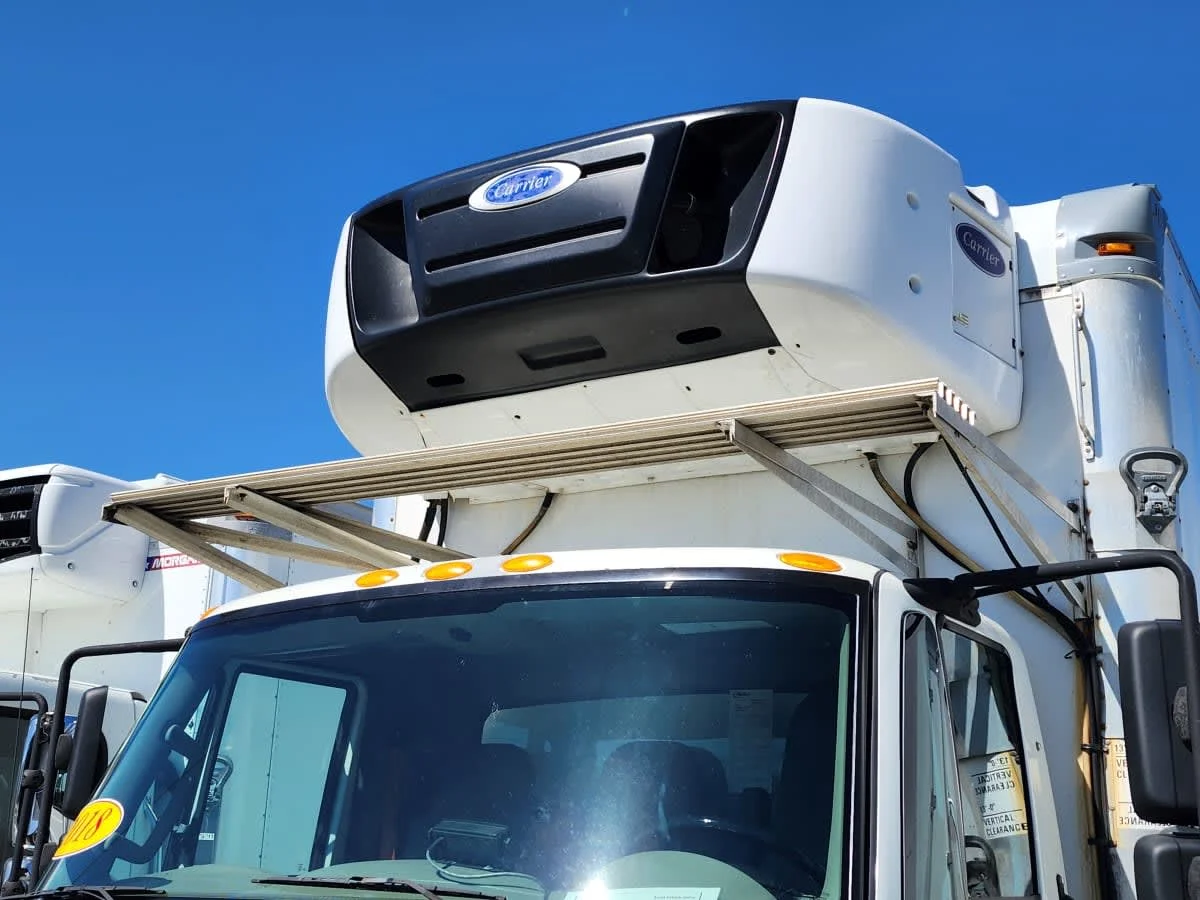 2018 International 4300 - image 7