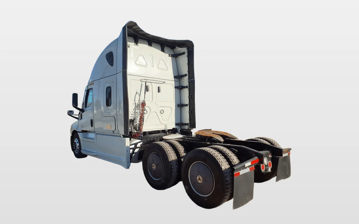 2022 Freightliner - image 1