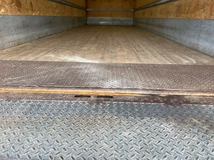 2020 Freightliner M2 106 - image 10