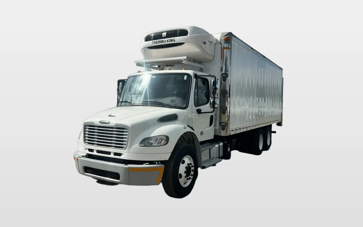 2018 Freightliner M2 106 - image 1