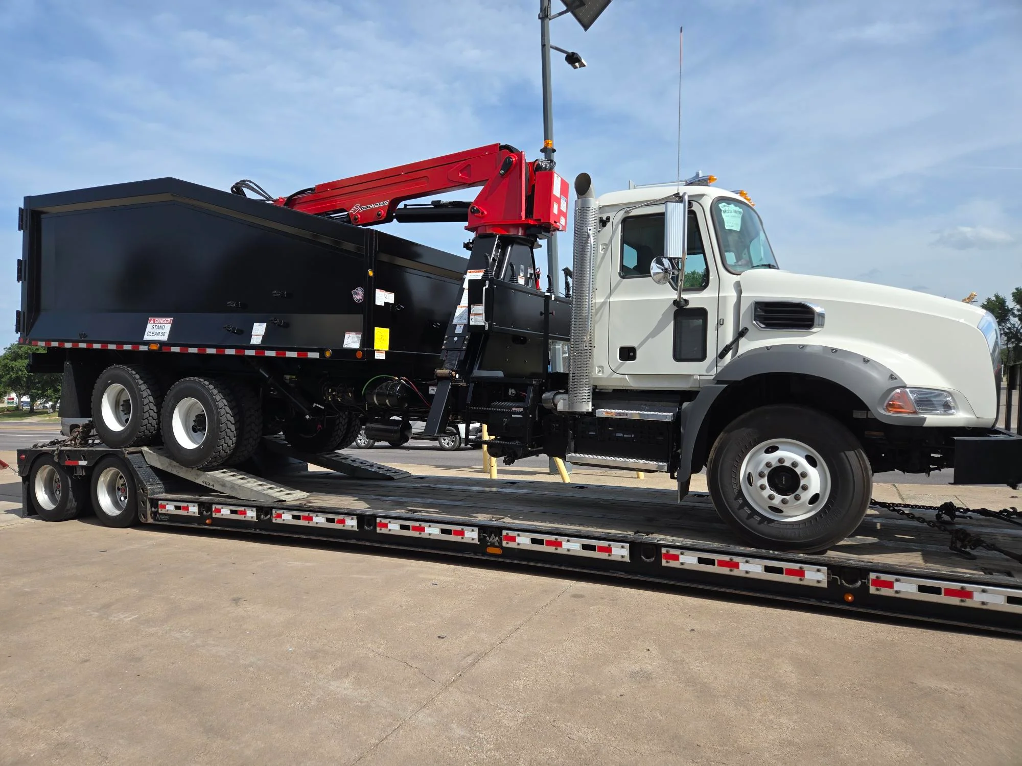 2026 Mack Granite in Lowell, AR — photo 2