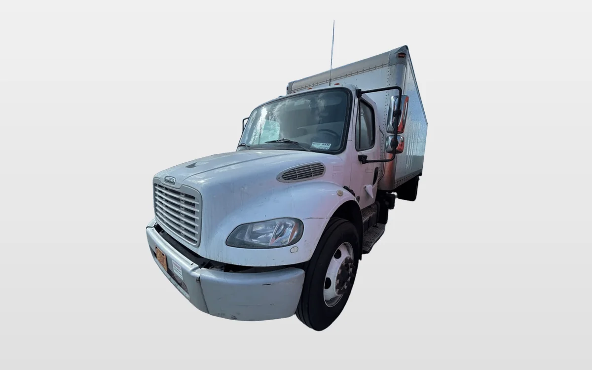 2019 Freightliner M2 106 - image 1