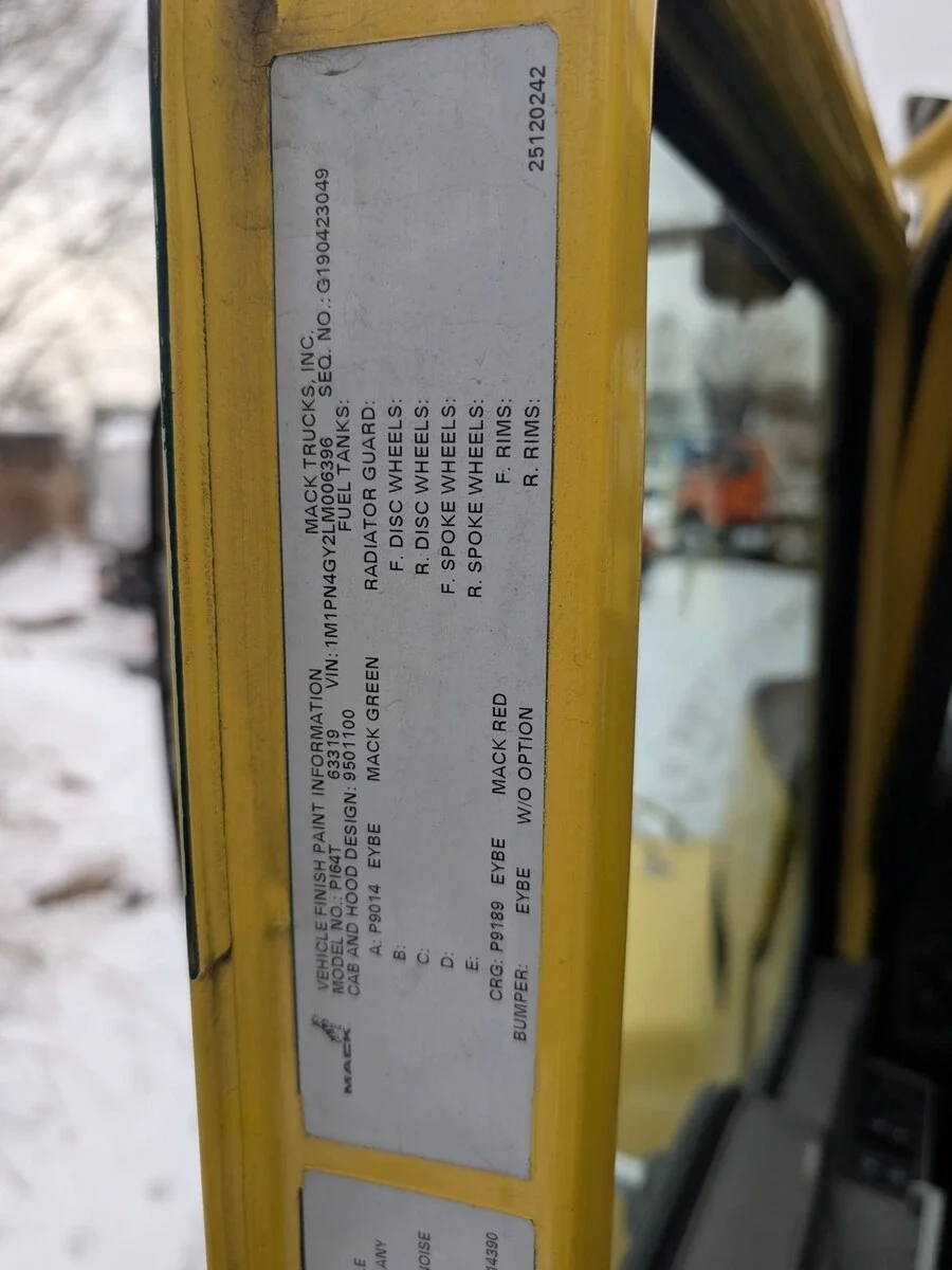 2020 Mack Pinnacle in Warminster, PA — photo 22