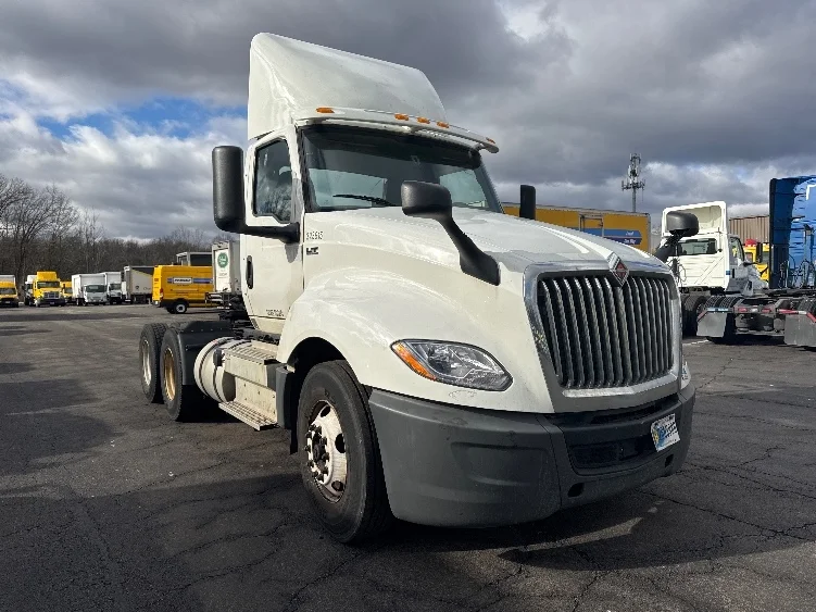 2019 International LT in Parsippany, NJ
