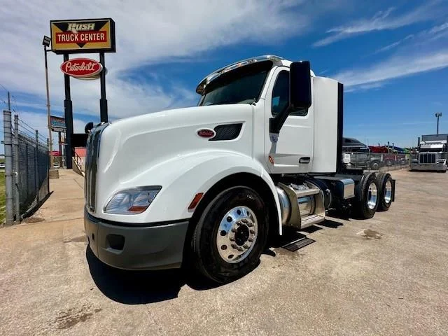 2021 Peterbilt 579 in Tulsa, OK — photo 2