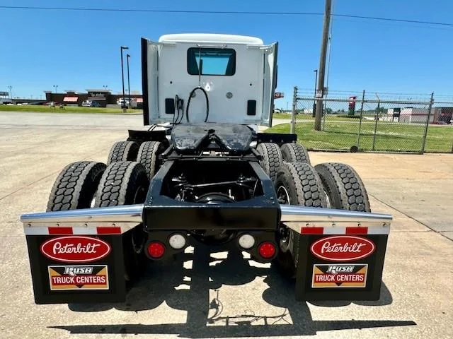 2021 Peterbilt 579 - image 11