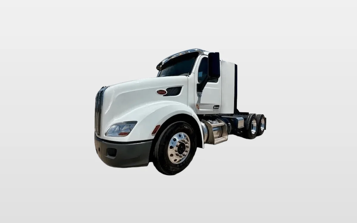 2021 Peterbilt 579 - image 1