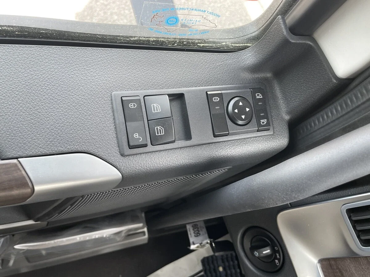 2027 Western Star 49X - image 47