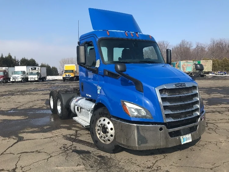 2019 Freightliner Cascadia in Fredonia, NY