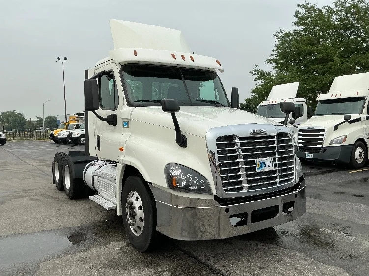 2019 Freightliner Cascadia in La Porte, IN