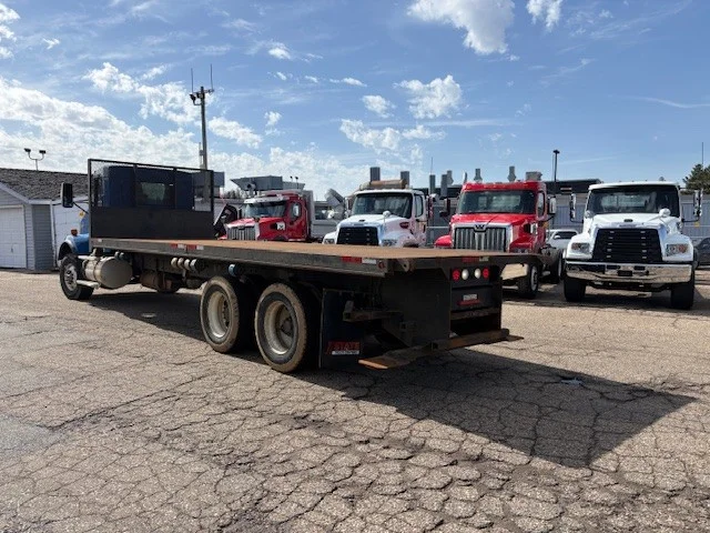 2015 Kenworth T800 in Marshfield, WI — photo 3