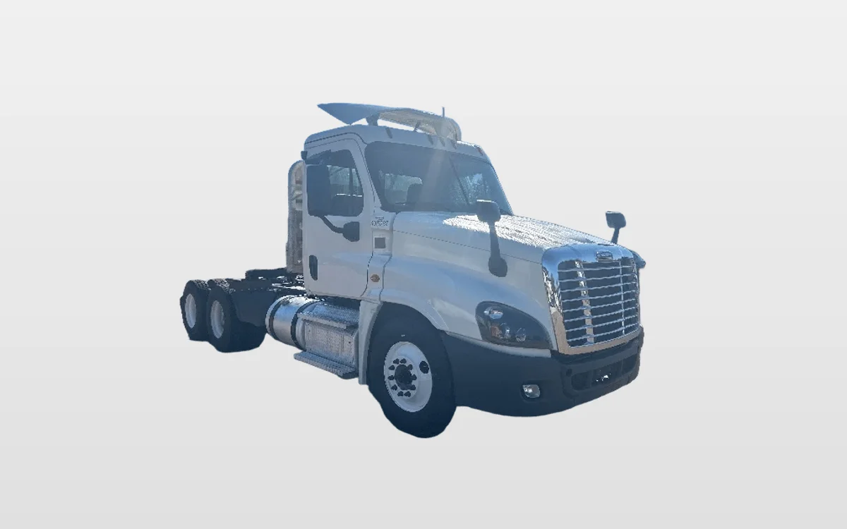 2020 Freightliner - image 1