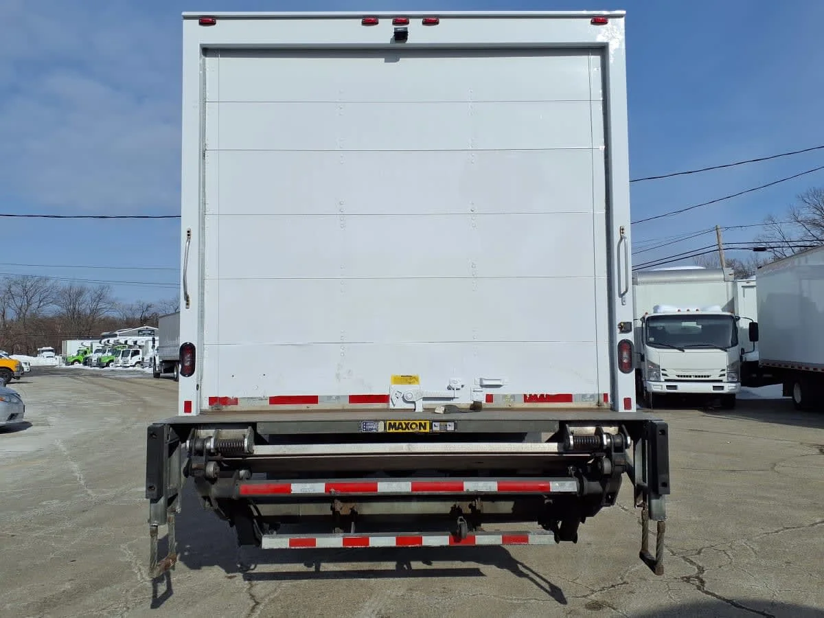 2020 Freightliner M2 106 - image 5