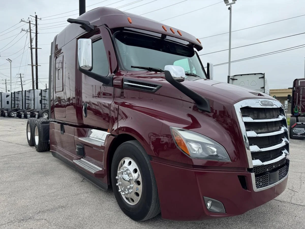 2022 Freightliner Cascadia in San Antonio, TX