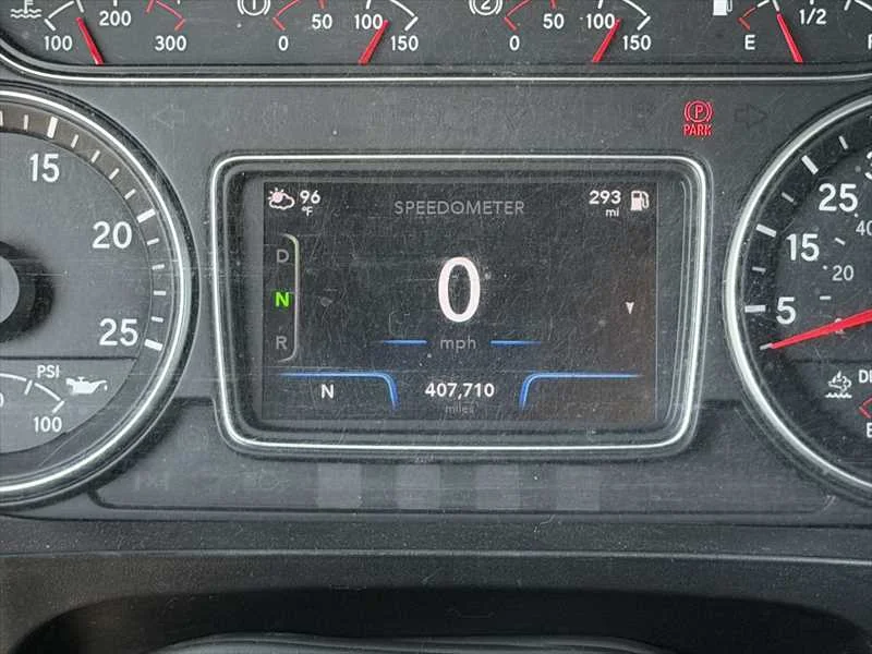 2024 International LT in Springfield, MO — photo 11